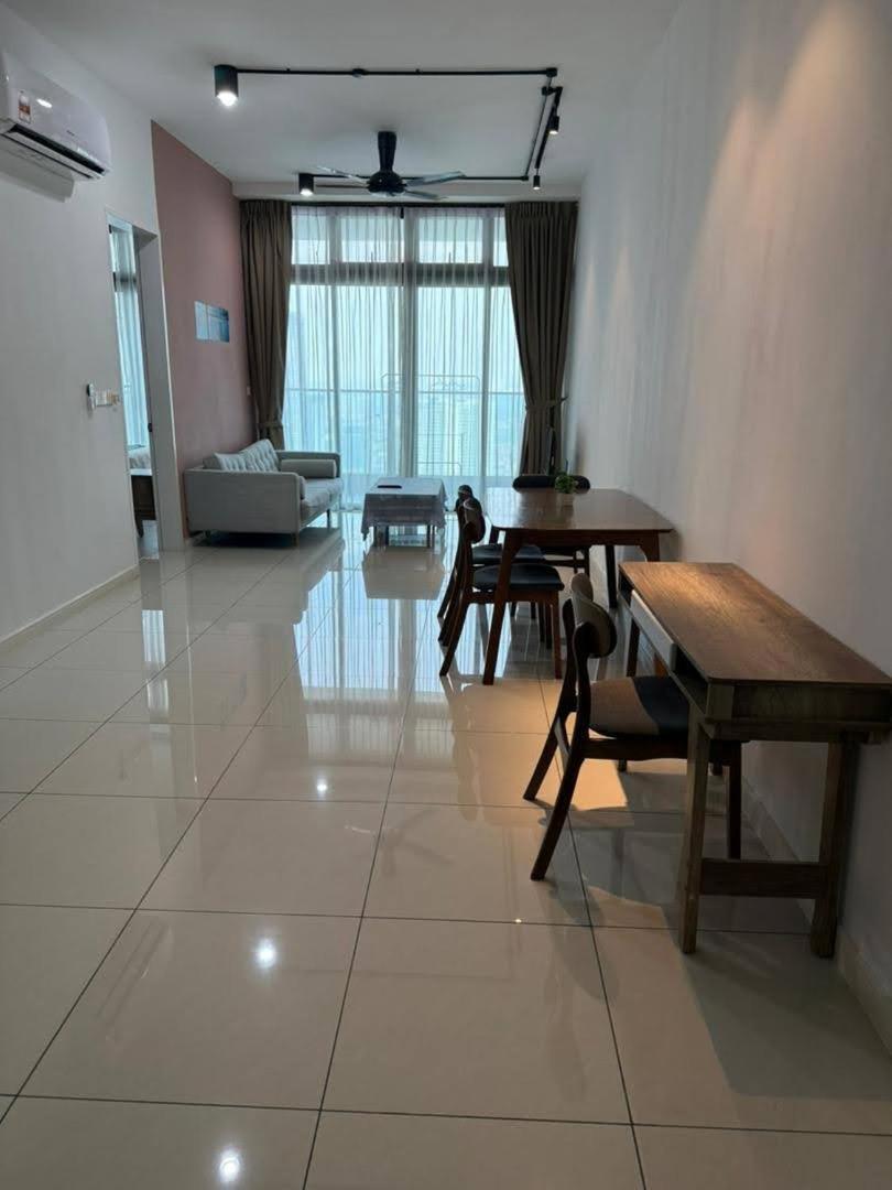 Sky88 Super High Class Condo@10m Spore Apartment *