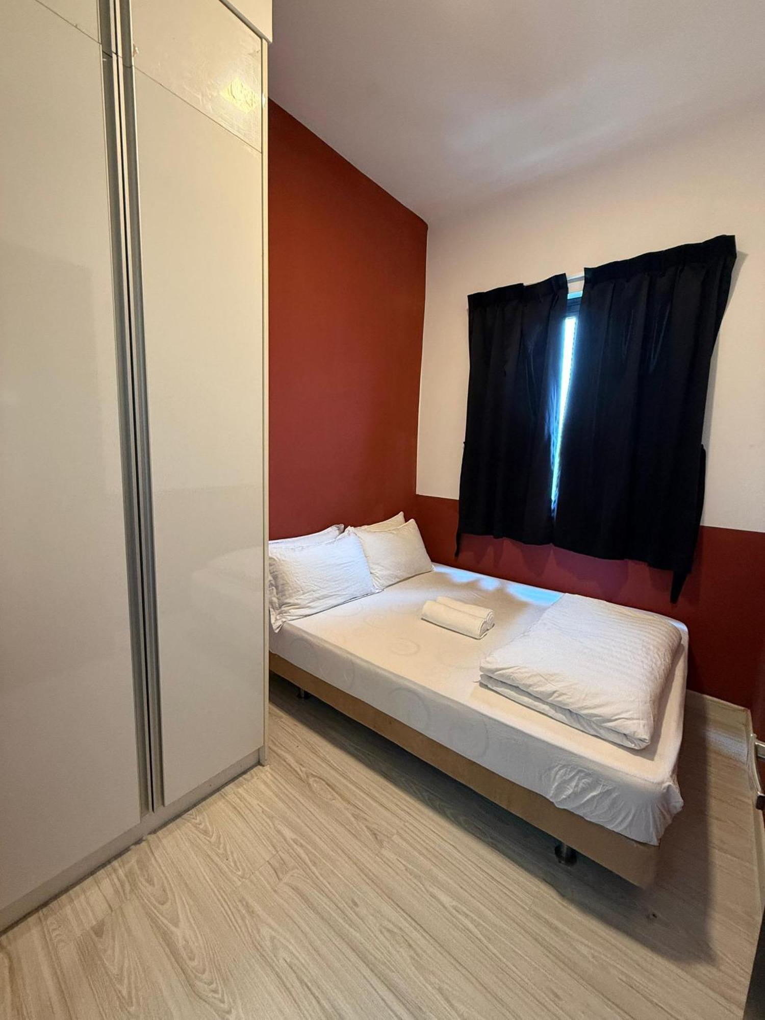 Sky88 Super High Class Condo@10m Spore Apartment *