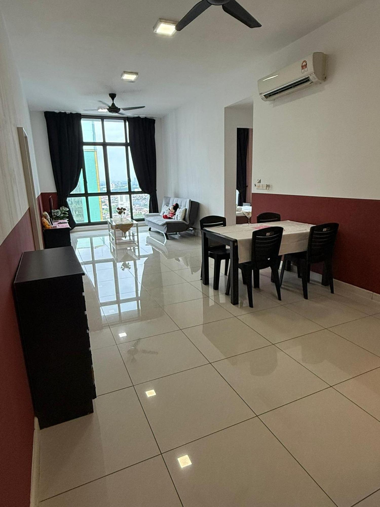 Sky88 Super High Class Condo@10m Spore * Johor Bahru