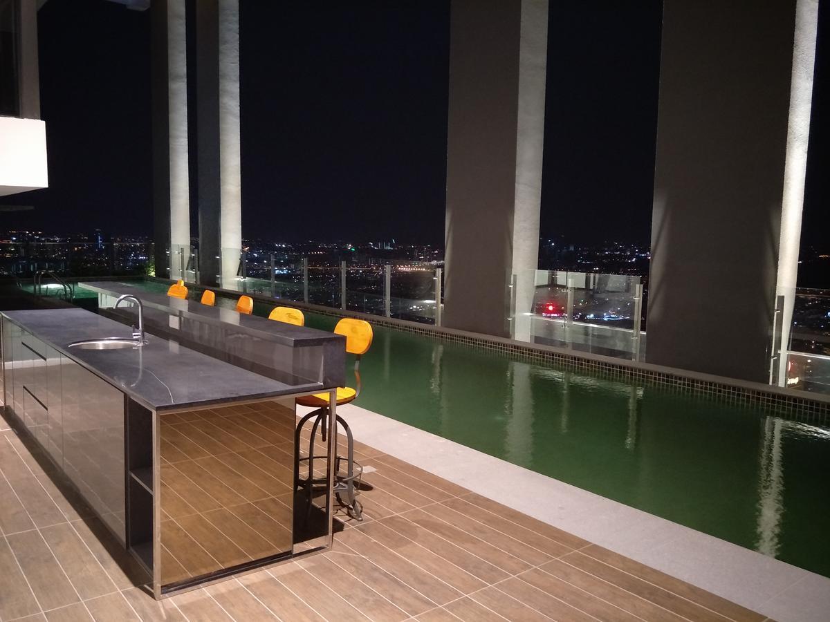 Sky88 Super High Class Condo@10m Spore Apartment Johor Bahru